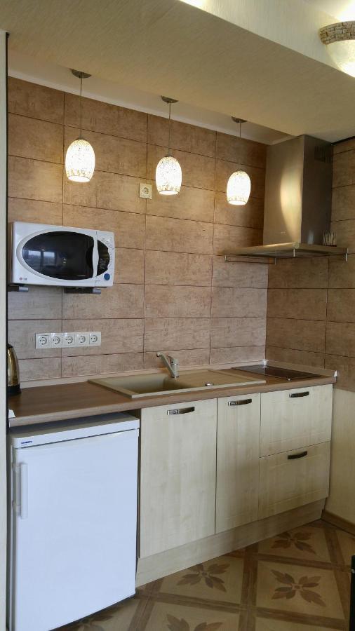 Apartment Near Dnipro Arena エクステリア 写真
