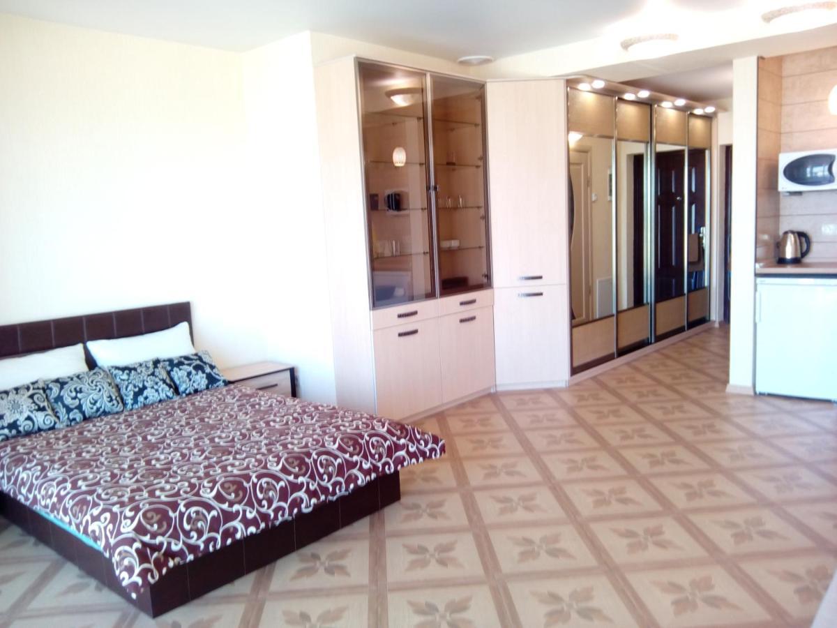 Apartment Near Dnipro Arena エクステリア 写真