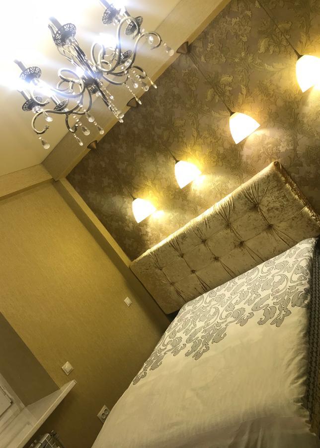 Apartment Near Dnipro Arena エクステリア 写真